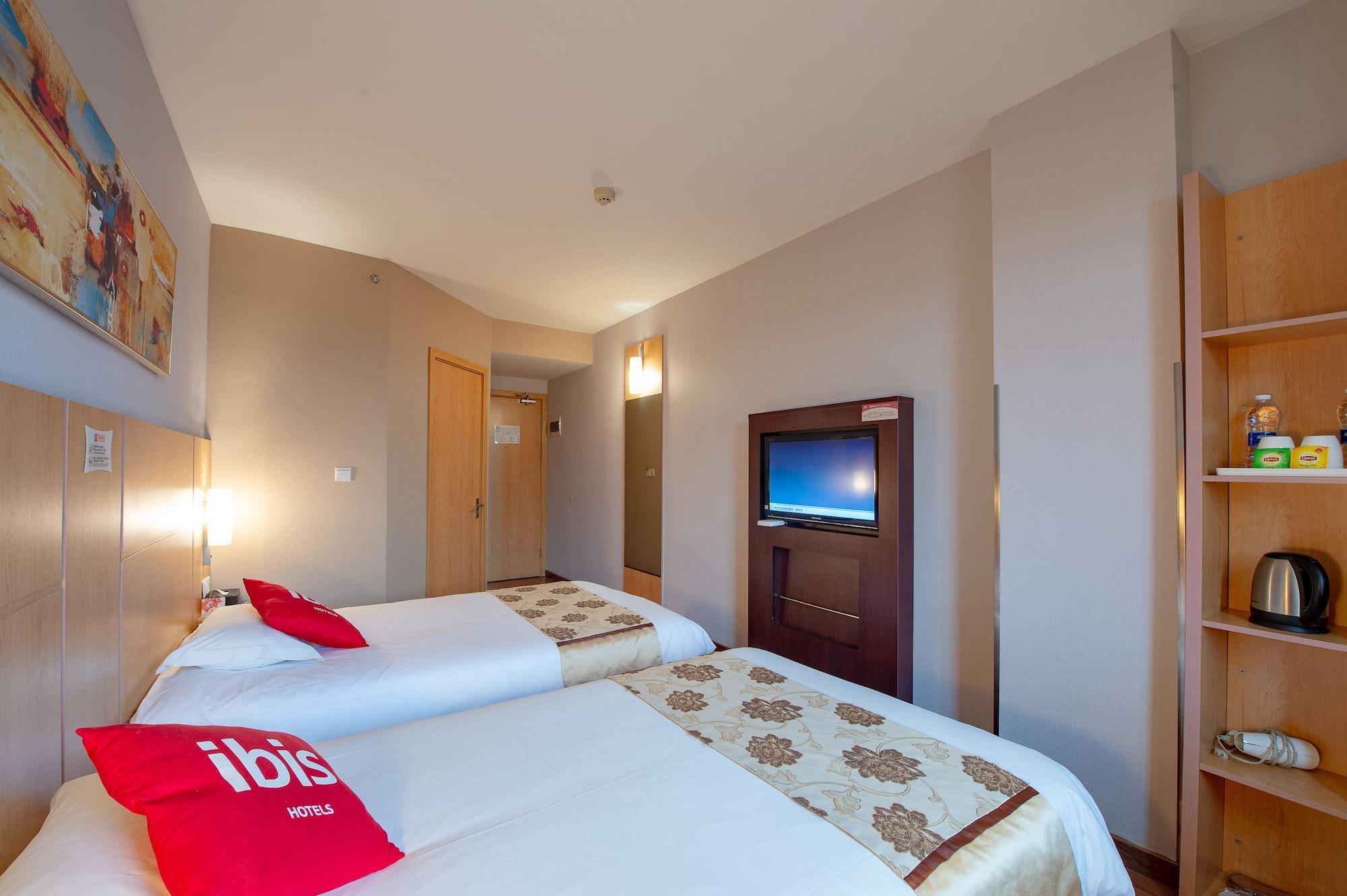 Ibis Hangzhou Huanglong Sports Center Hotel Экстерьер фото