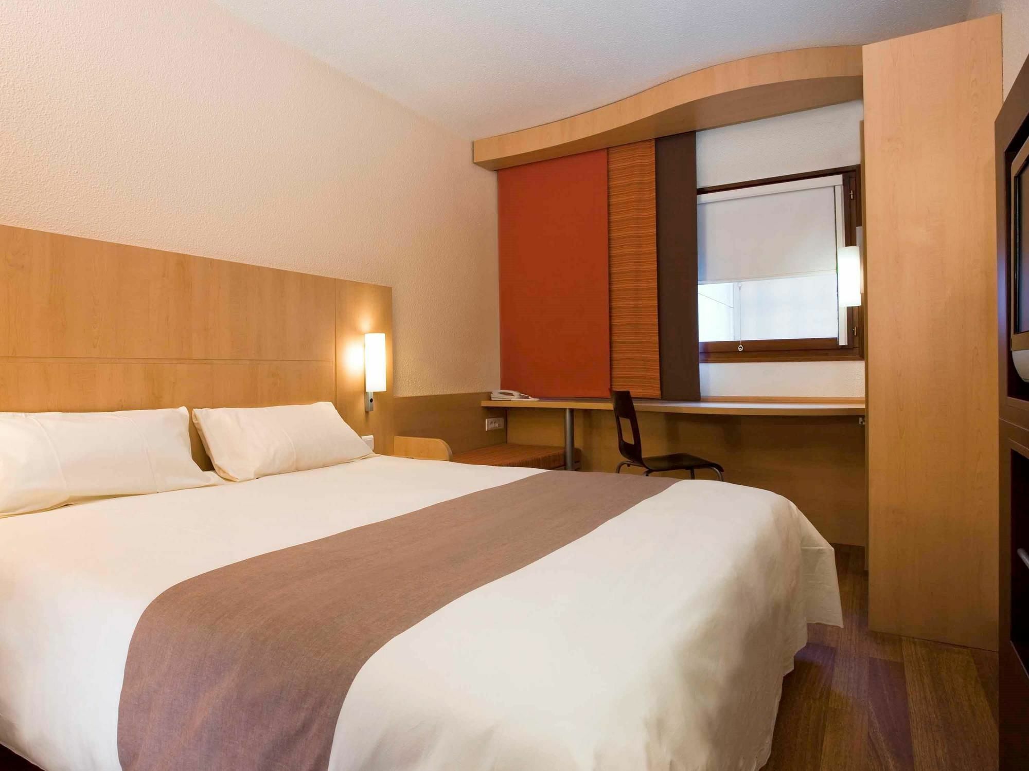 Ibis Hangzhou Huanglong Sports Center Hotel Экстерьер фото
